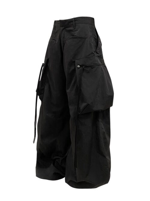 IMG_3653 ARCH CARGO NYLON PANTS<br>C字廓形剪裁尼龍褲